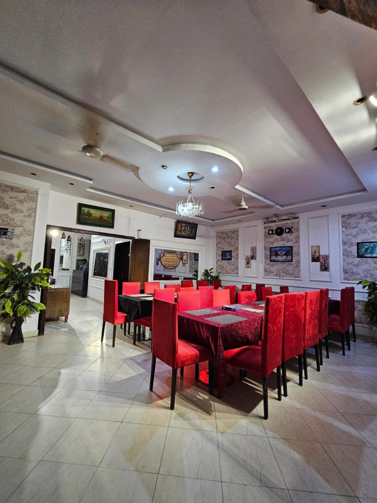 Hotel Tulip Inn, Gulberg Λαχόρη Εξωτερικό φωτογραφία