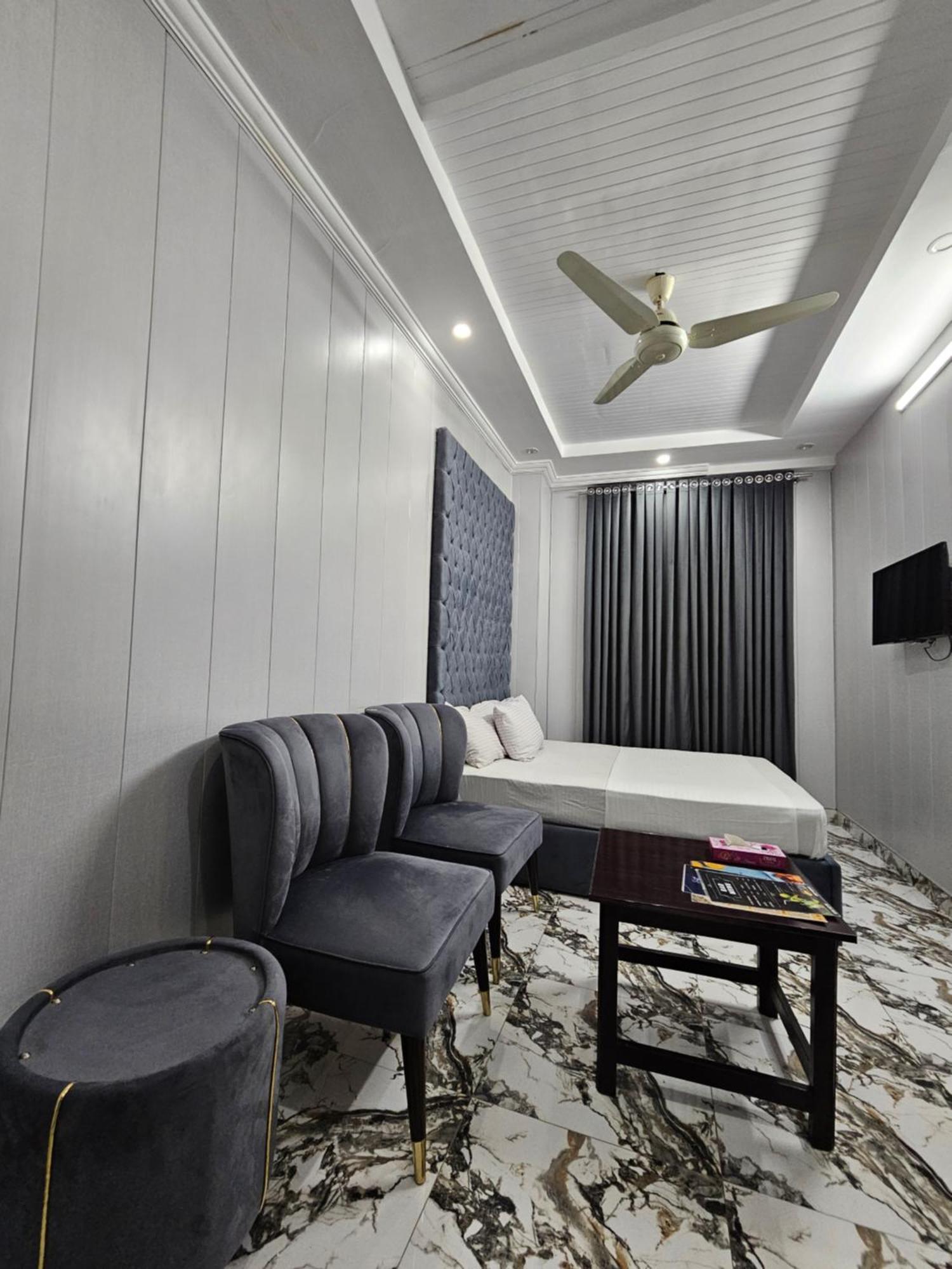 Hotel Tulip Inn, Gulberg Λαχόρη Εξωτερικό φωτογραφία